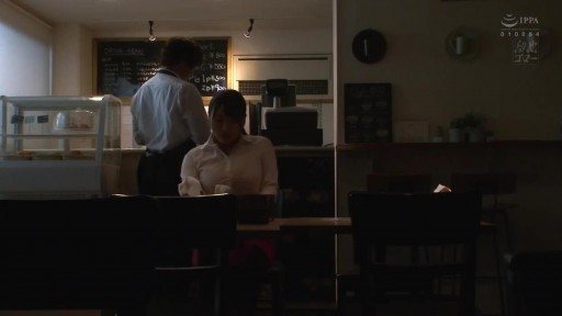 MEYD-657 店長が不在の三日間バイト先の欲求不満な人妻と時短＆追撃中出ししまくった卑猥な勤怠記録 姫咲はな